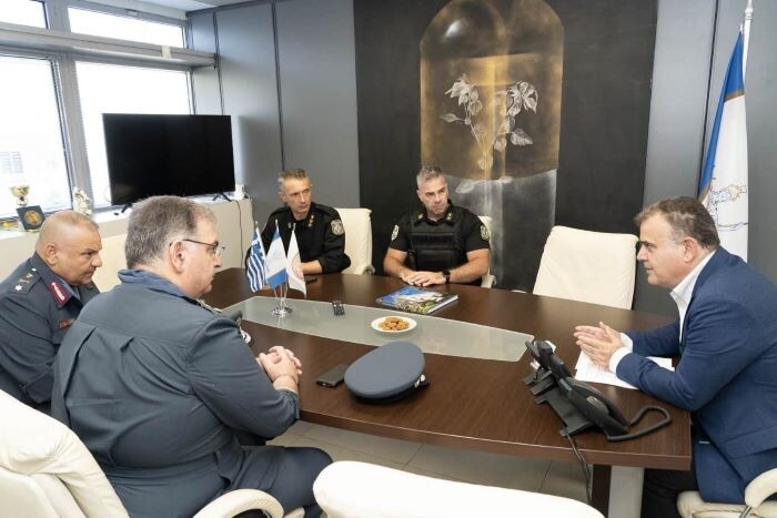 Ο Δήμαρχος Παλλήνης τίμησε την Ομάδα ΔΙ.ΑΣ. για την αυταπάρνηση κατά τη σύλληψη επικίνδυνων δραστών