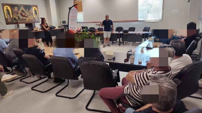 Ραφήνα πρώτες βοήθειες στην πράξη: Εκπαίδευση στελεχών της Δημοτικής Αστυνομίας μαζί με Αστυνομικούς