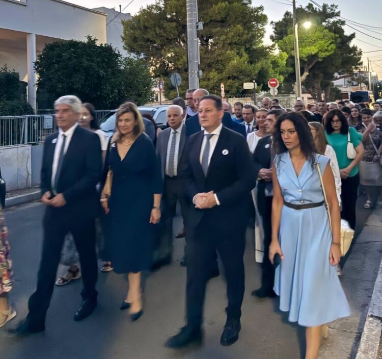 Κορωπί: Μέγας Πανηγυρικός Εσπερινός και Περιφορά της Ιεράς Εικόνας της Αγίας Παρασκευής